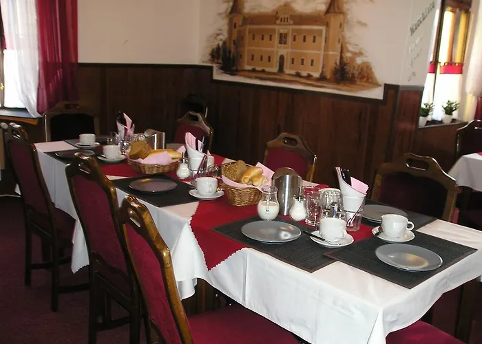 Global Hotell 3*